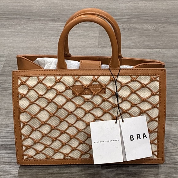 Brandon Blackwood Handbags - Brandon Blackwood Brand New Marcy Ave Tote Bag Camel Leather Net , Beige Linen